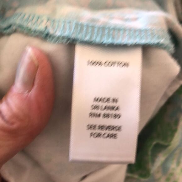 Lilly Pulitzer Walsh Shorts Hidden crab 🦀 and Shells 🐚 in Soft Blue & Green. - Picture 12 of 17